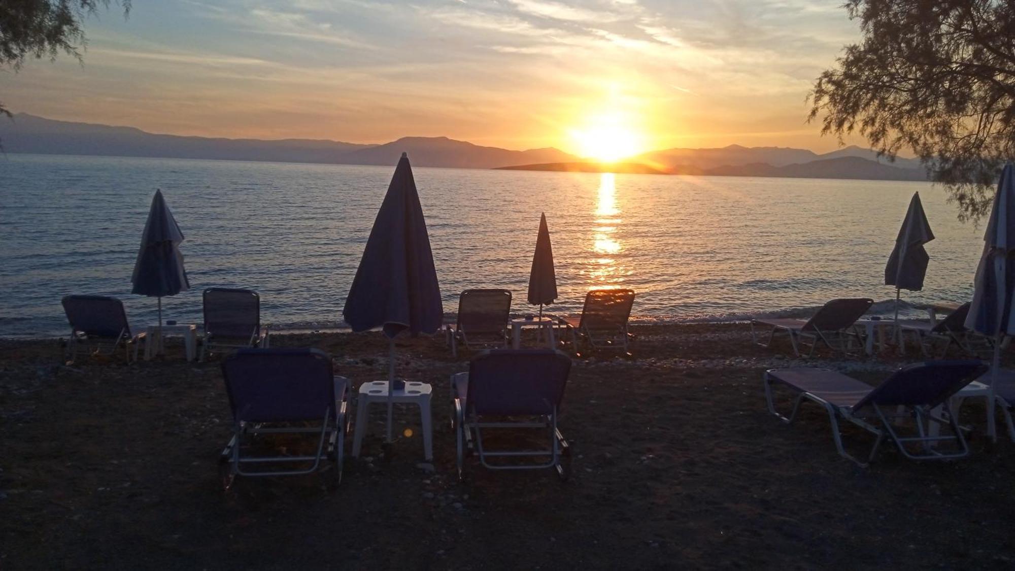 Vikos Beach Apartments Paralia Irion Extérieur photo